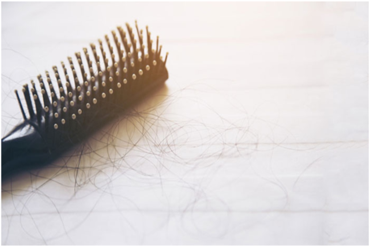 A Women’s Hair Care Guide to Choosing Anti Hair Fall Shampoo